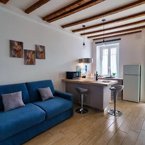 Ambrogio's Nest - Modern Close To Cadorna Station , Milan Italy