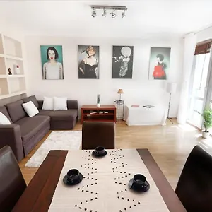 Cosy And Bright- Golden Apartments- Old Town , Варшава Польша